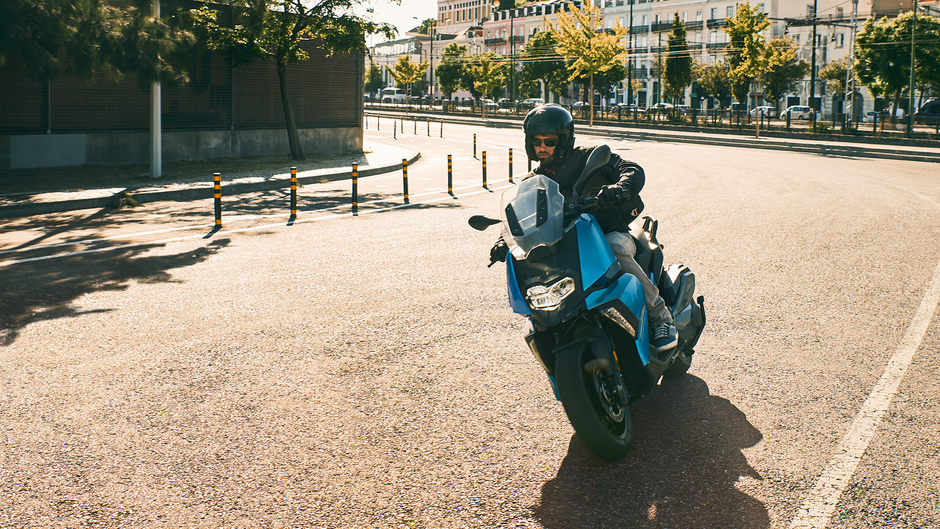 2018 BMW C 400 X Front View