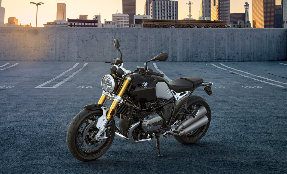 The Thrilling BMW R nineT